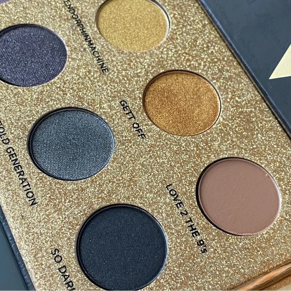 URBAN DECAY x PRINCE EYESHADOW PALETTE - Picture 9 of 11